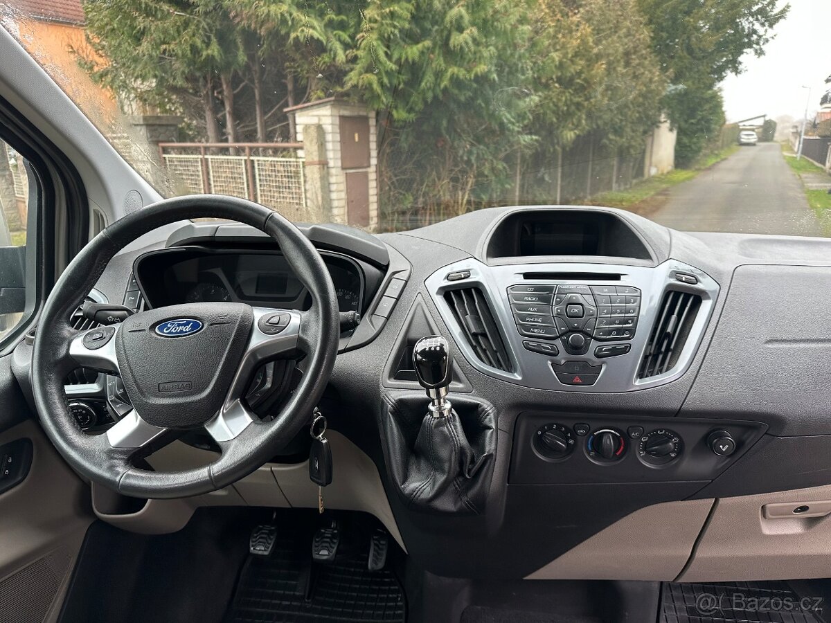 FORD CUSTOM TOURNEO 2,2 TDCI 114 kW NOVÁ STK 8MÍST - 10
