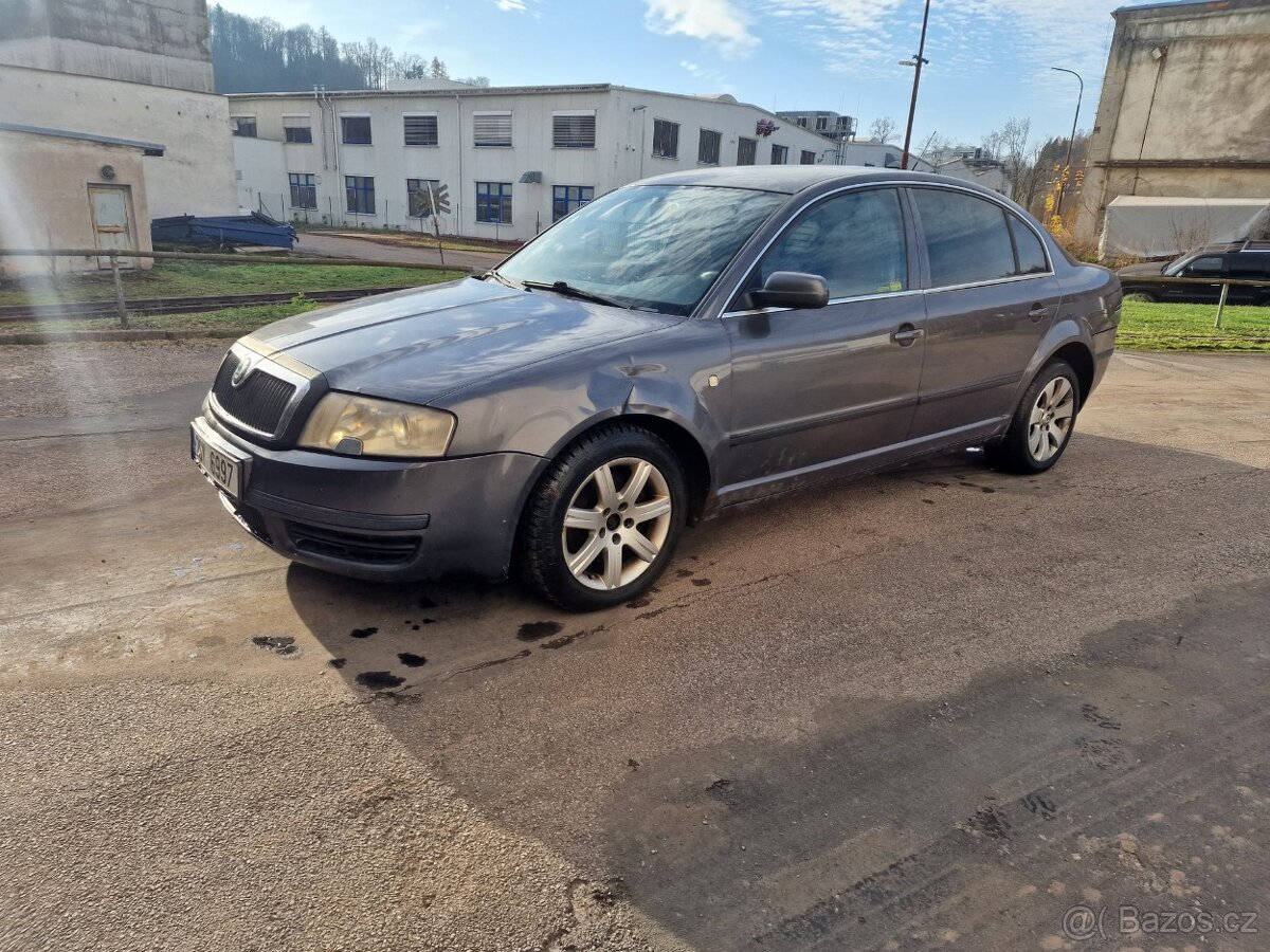 Škoda Superb 2.5tdi R.v 2004, najeto 390tis, tažné zařízení, - 10