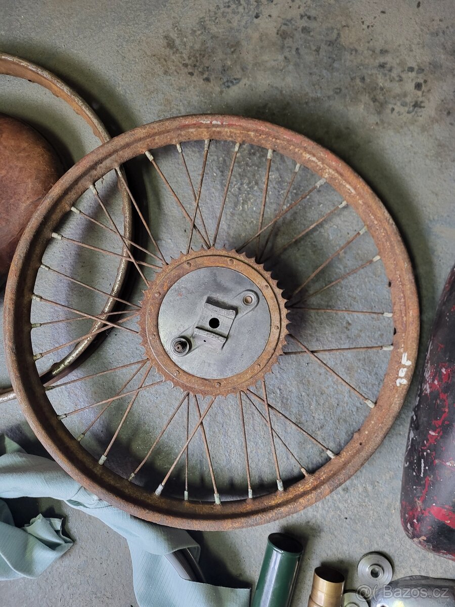 Prodam dily na manet 90 - 10