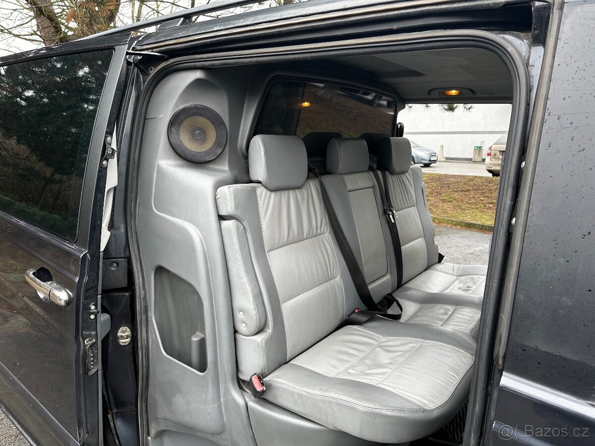 Mercedes-Benz viano - 10