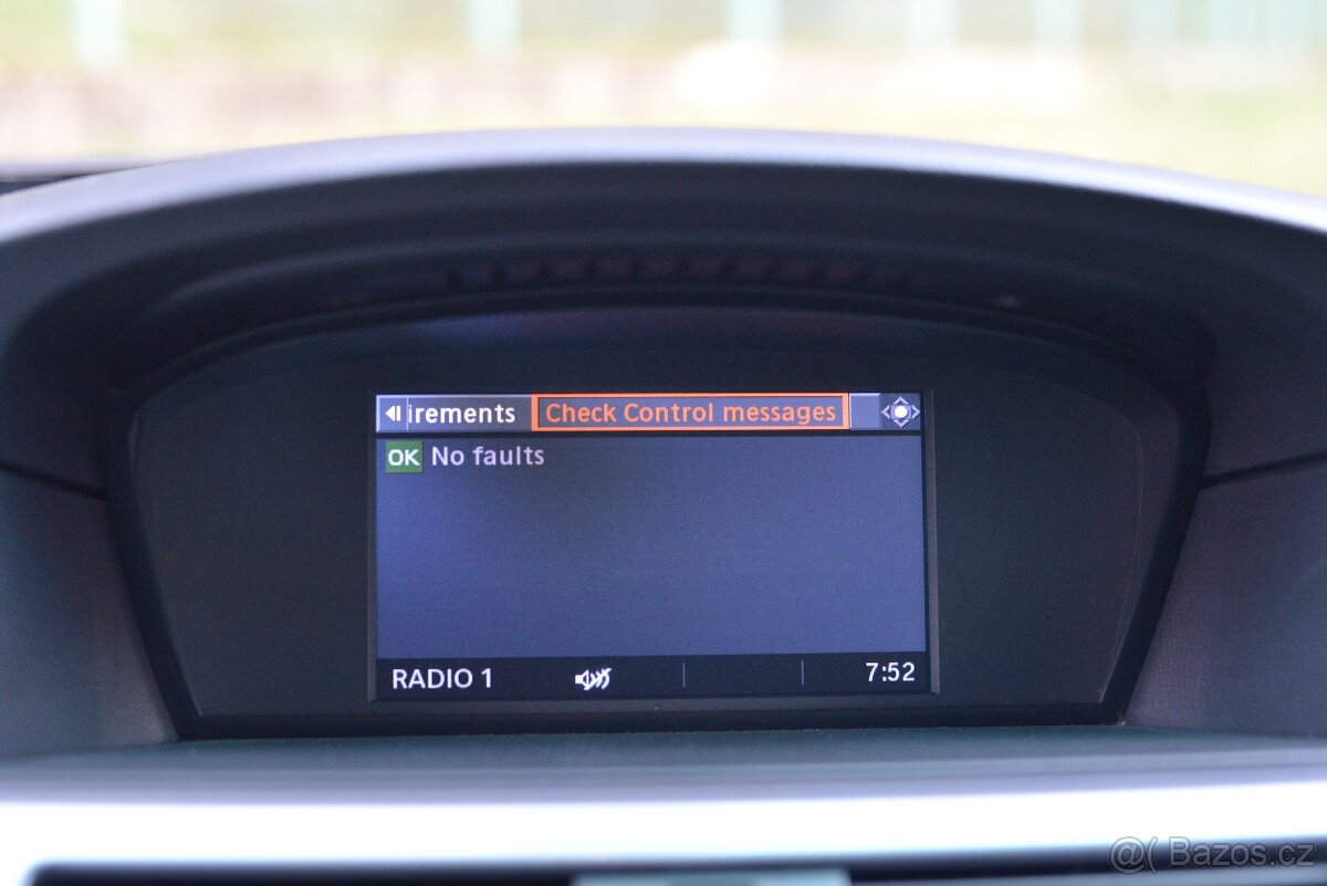 BMW e61 530i Touring LCI - Deep sea blue - 10