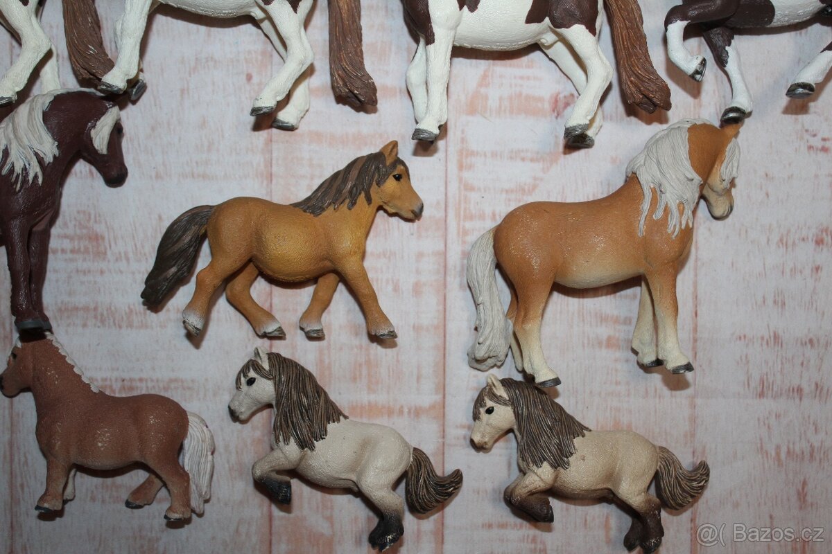 Figurky koní Schleich V - 10