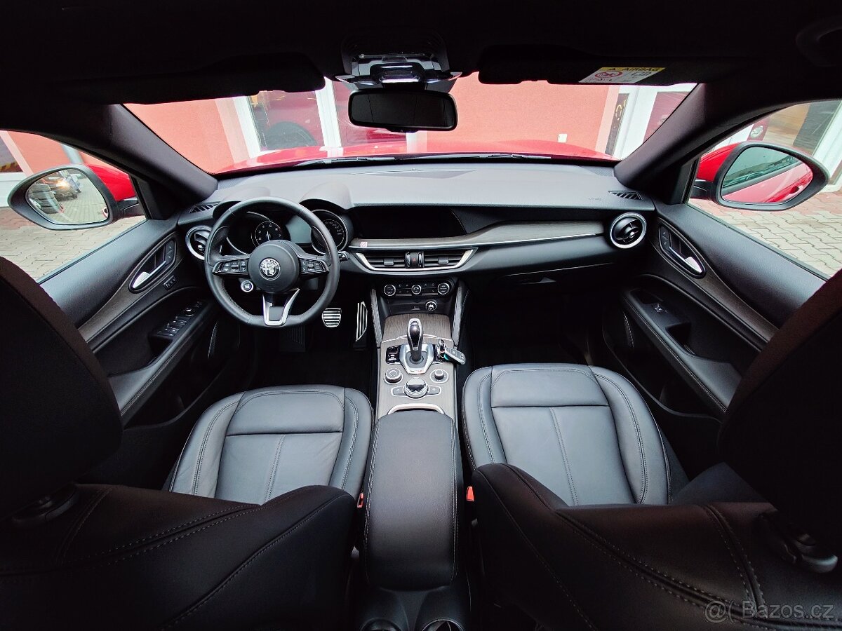Alfa Romeo Stelvio 2023 2.0 Ti 206 kW - 10
