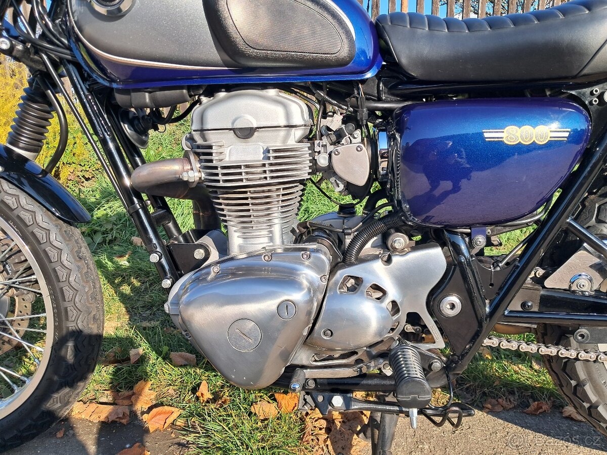 Kawasaki W 800 - 10