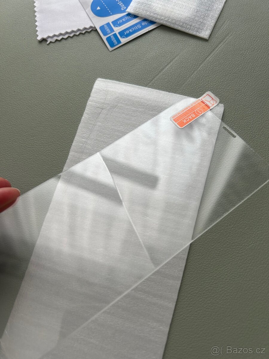 Obaly na iPhone 11 - 10