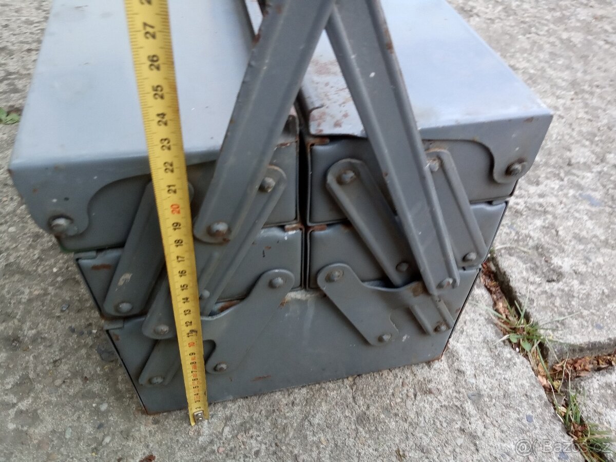 Bedna na nářadí - 10