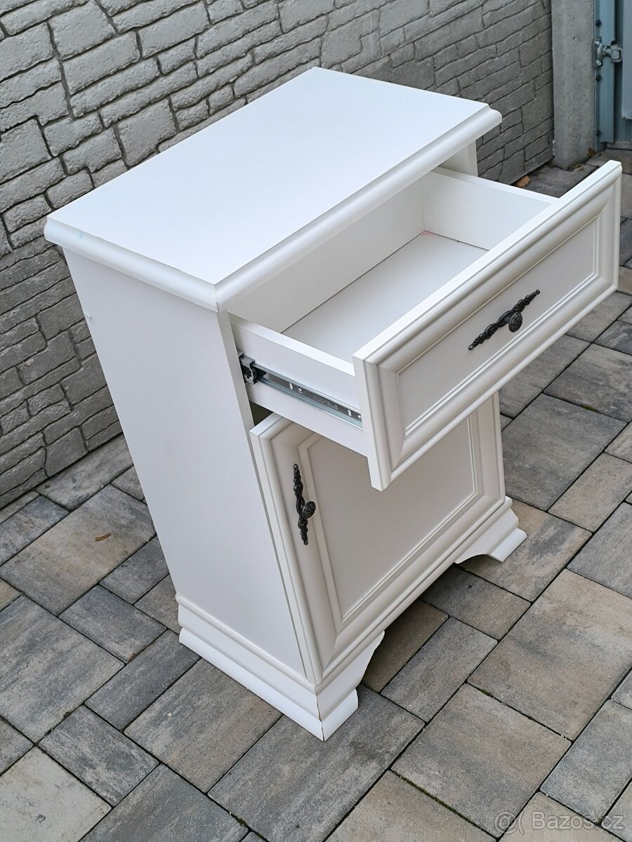 Prodám komodu Kentuki - 10