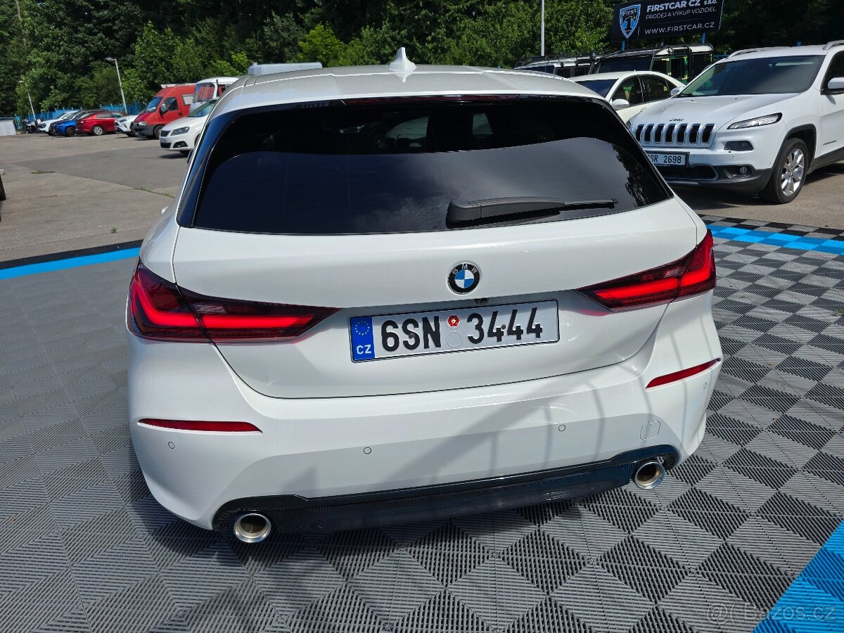 ⭐BMW Řada 1 /118d/110kw/2022/LED/PANORAMA⭐ - 10