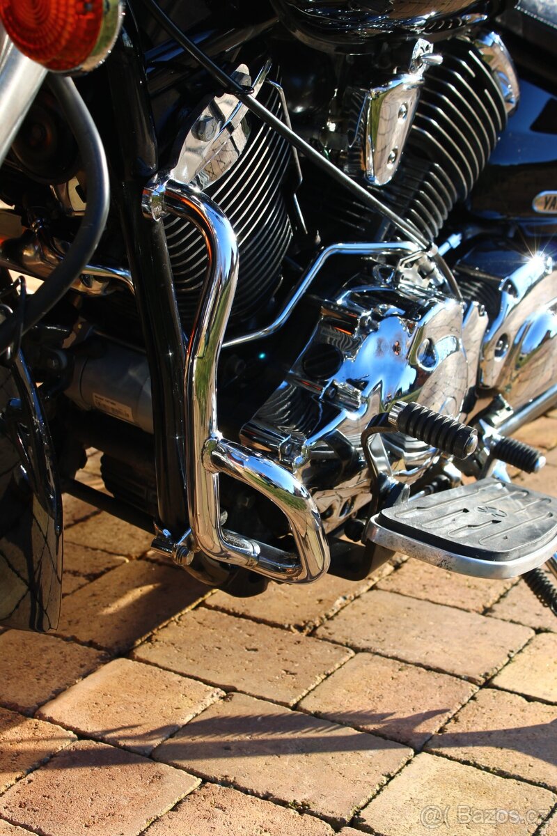 Yamaha XVS 1100 Drag Star Classic - 10