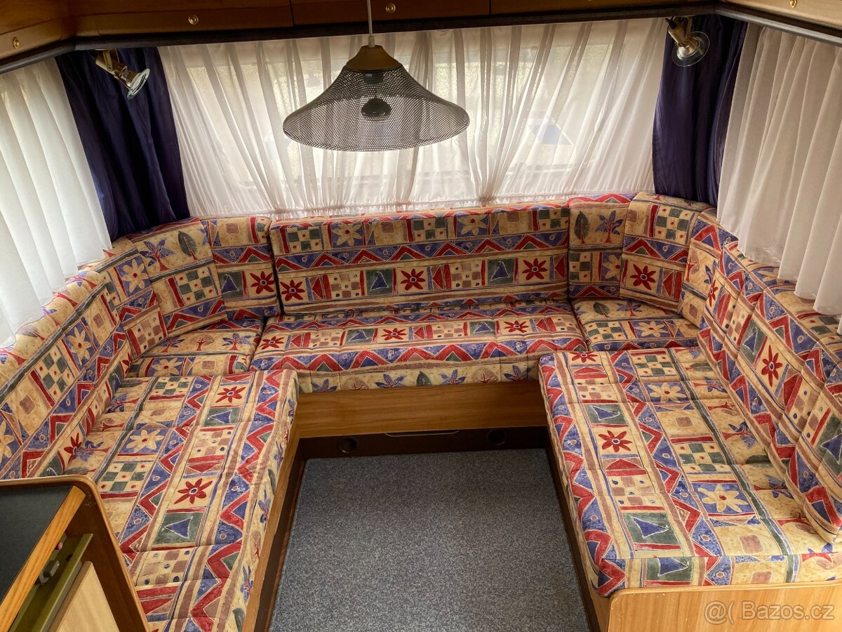 WILK Stern, karavan pro 4 osoby, WC, kuchyně, stan - 10