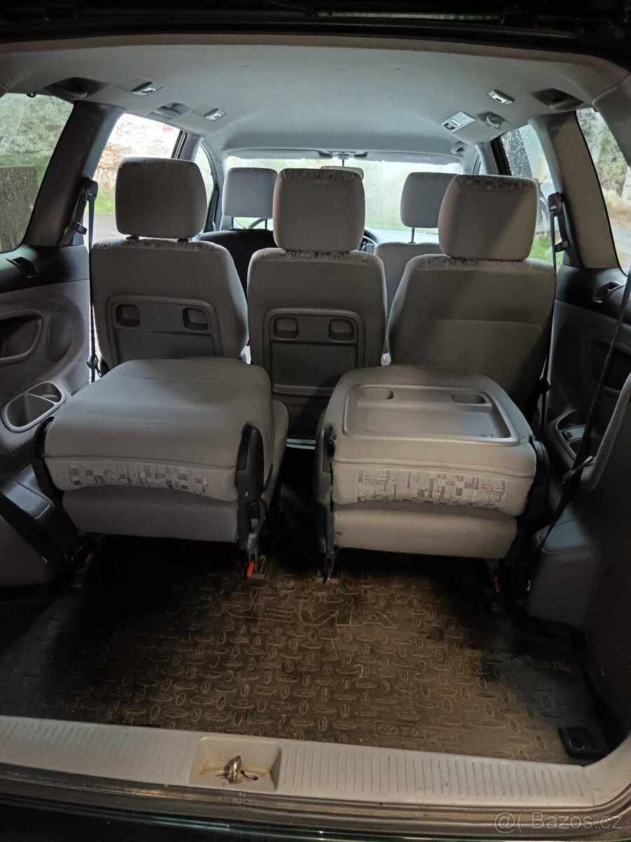 Previa 2.4 benzín 115 kw - 10