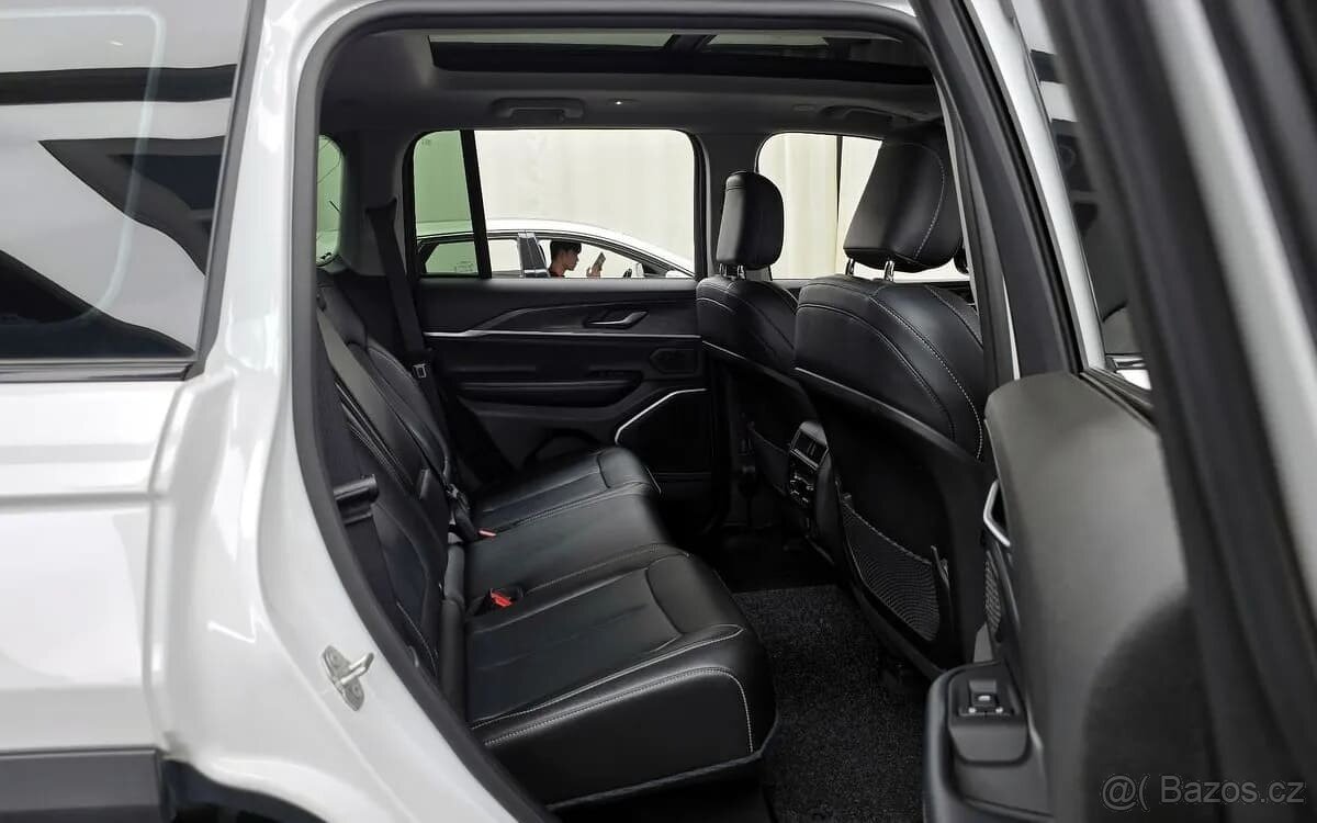 2023 JEEP GRAND CHEROKEE LIMITED 4WD - 10