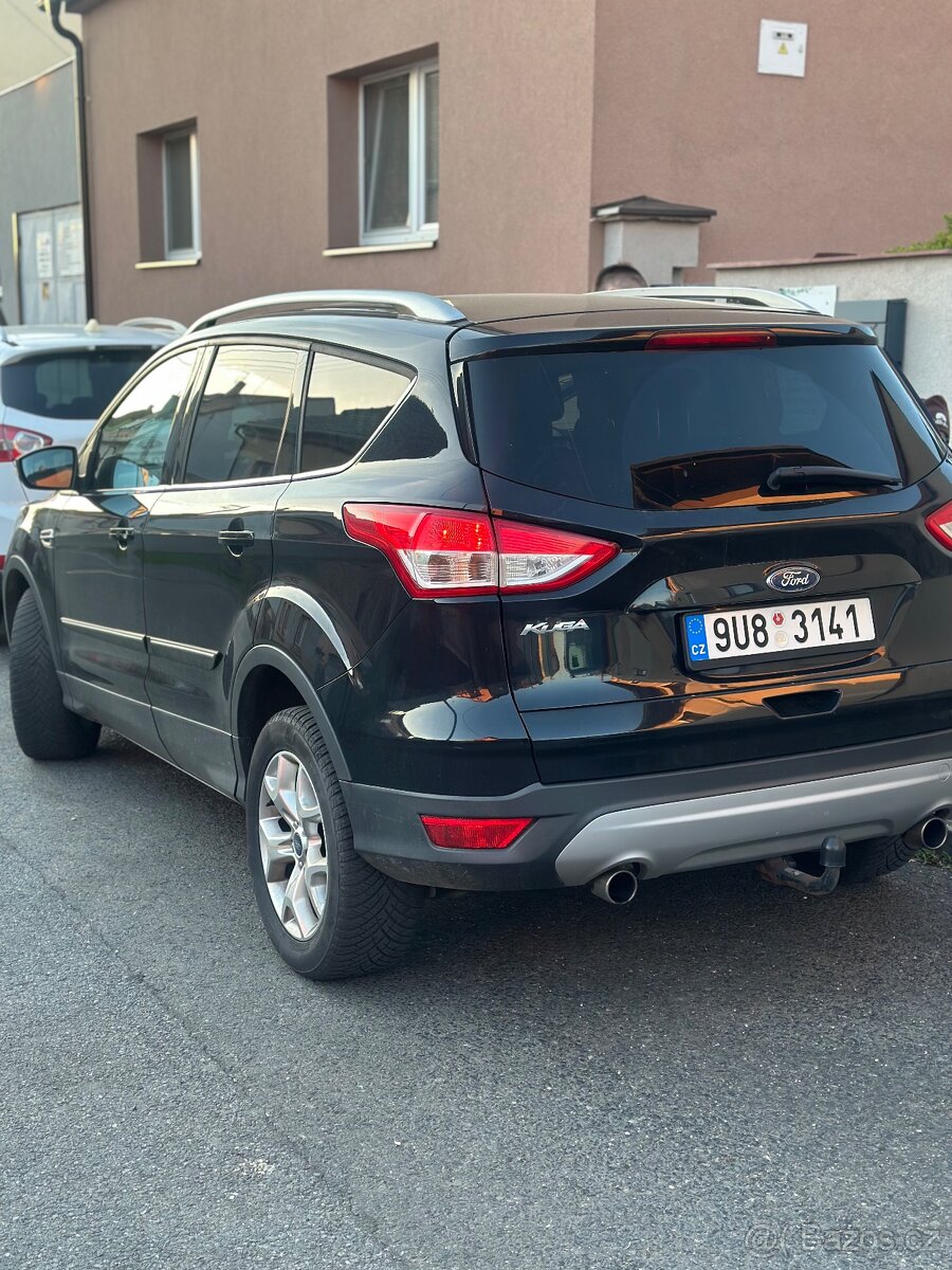 Ford kuga - 10