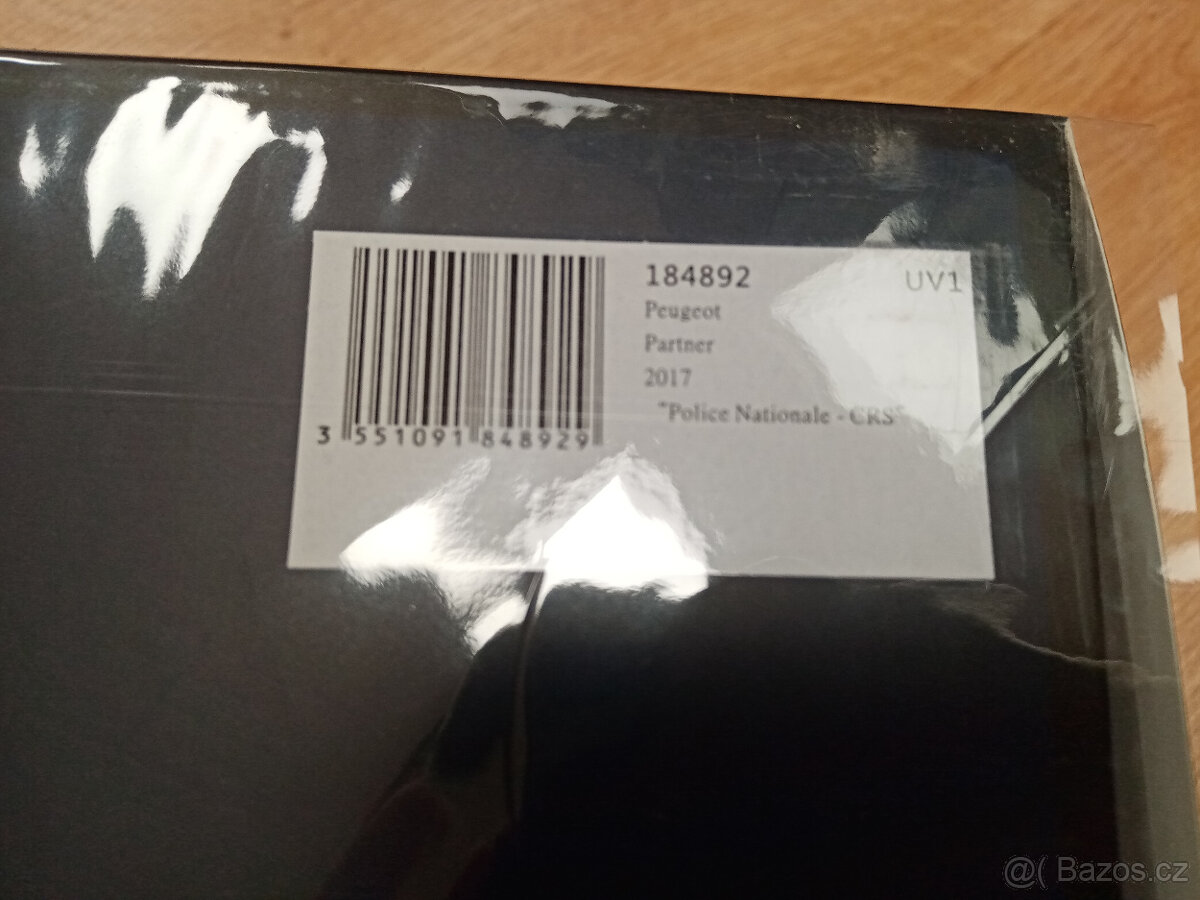 Peugeot Partner 1/18 - 10