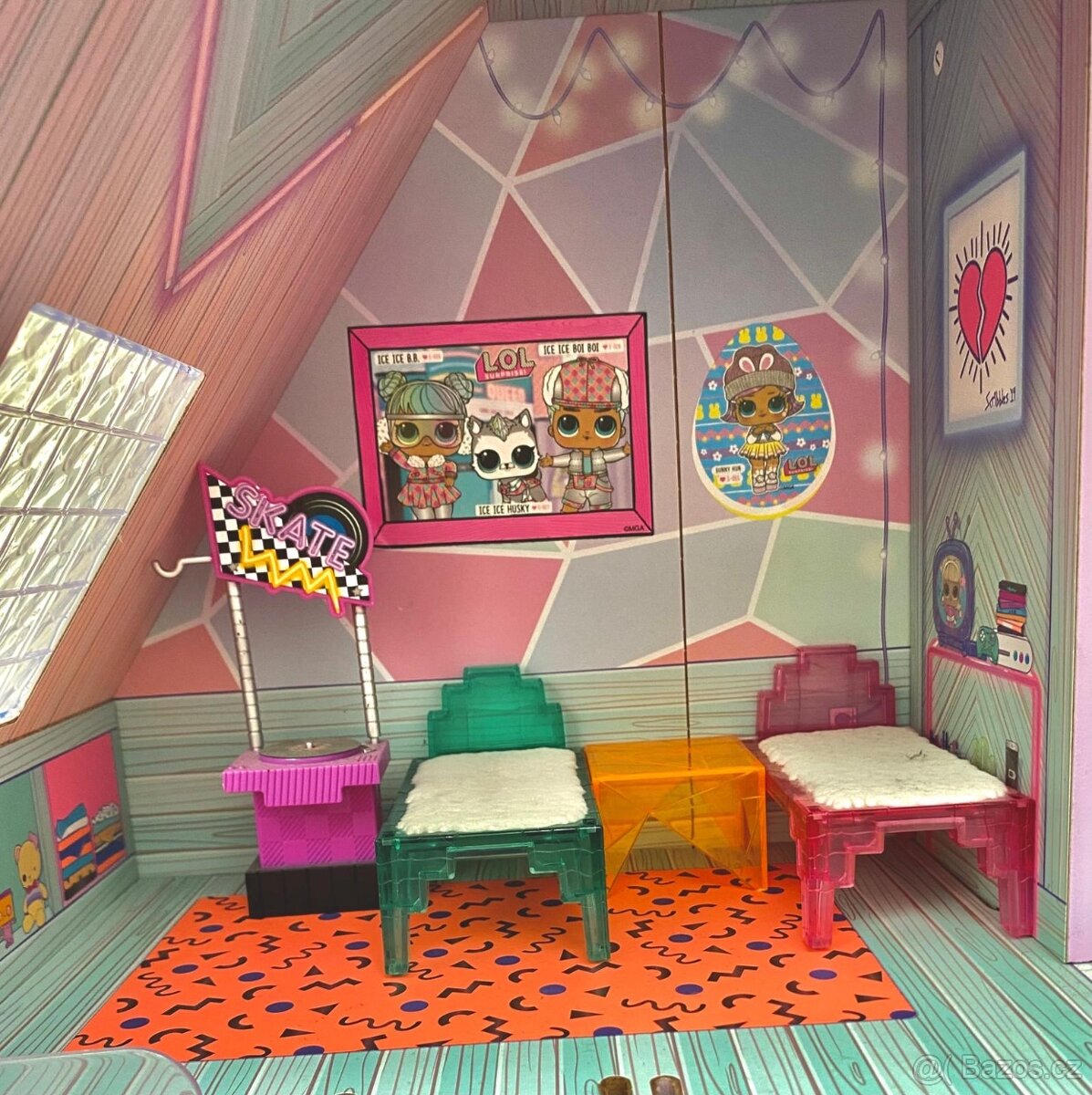 L.O.L. Surprise OMG Horská chata - 10