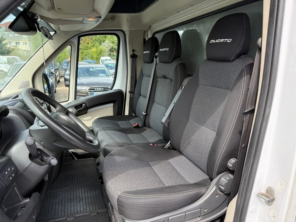 Fiat Ducato 2.3 JTD 130Kw Plachta, Spaní - 10