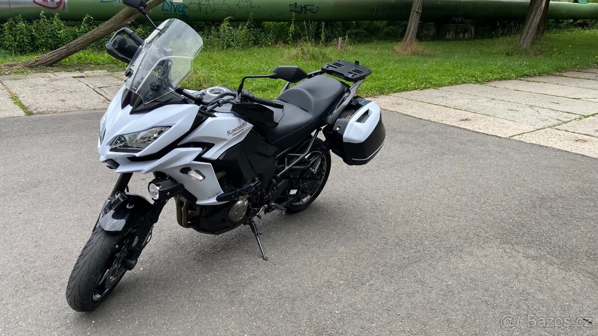 KAWASAKI Versys 1000GT - 10