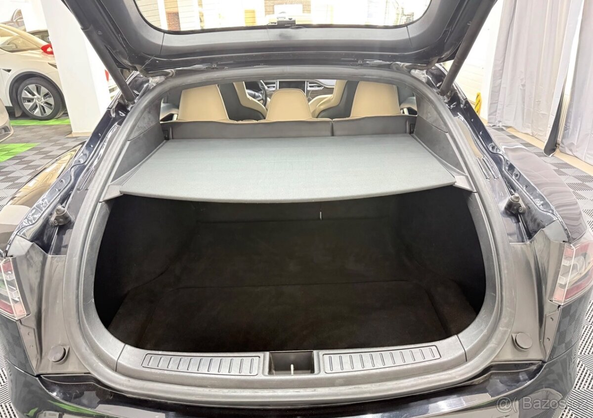 Tesla Model S Free supercharging 85D - 10