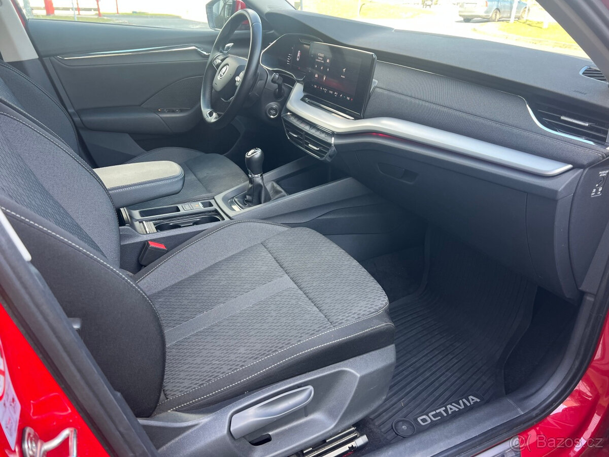 Škoda Octavia 2.0TDi Style, liftback, Red Velvet - 10