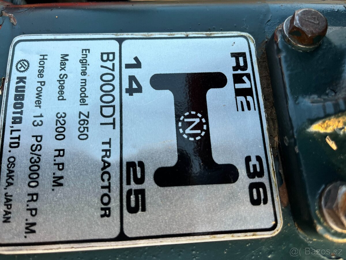 Malotraktor 4x4 Kubota B7000 - 10