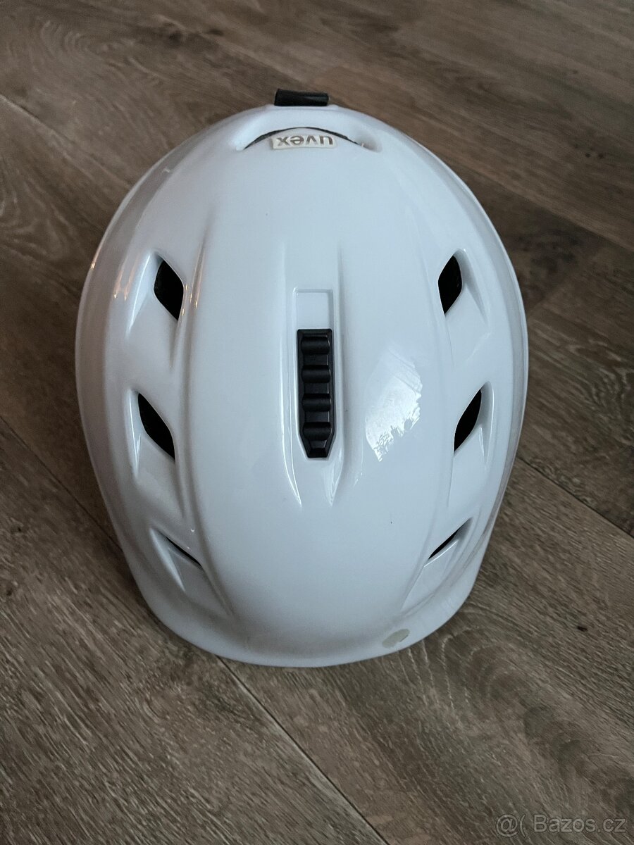 Lyžařská helma Uvex s brýlemi - 10