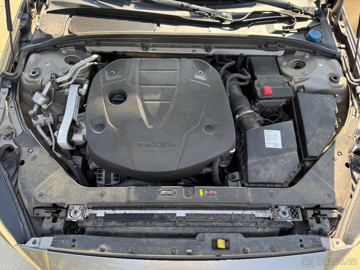 Volvo V60 R Design D4 - 10