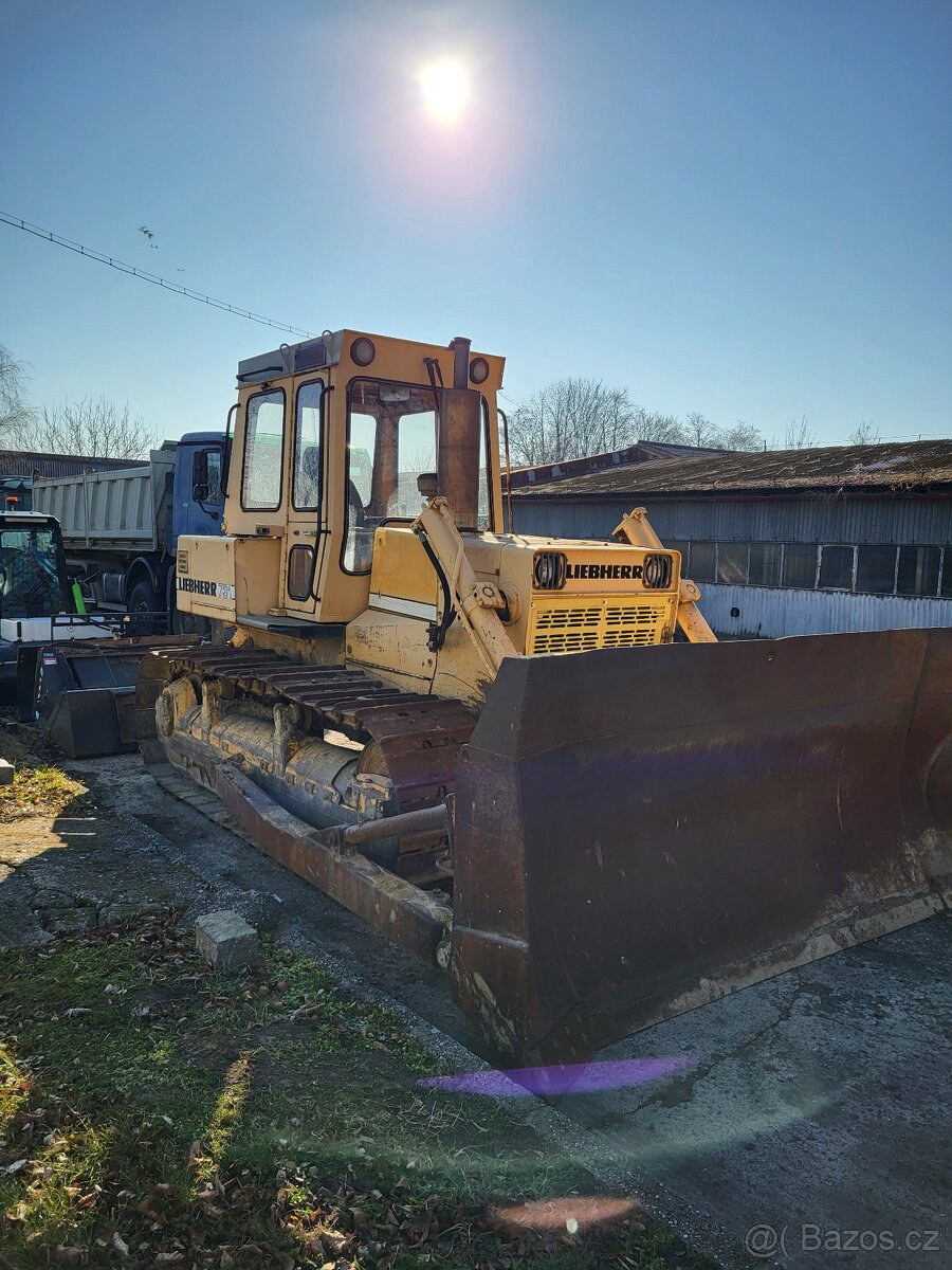 Buldozer Liebherr PR 731C-L motor BĚŽÍ, DPH - 10