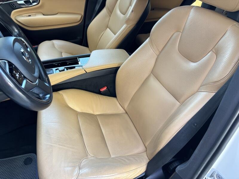 Volvo XC90 D5 AWD, 4X4, REZERVACE - 10