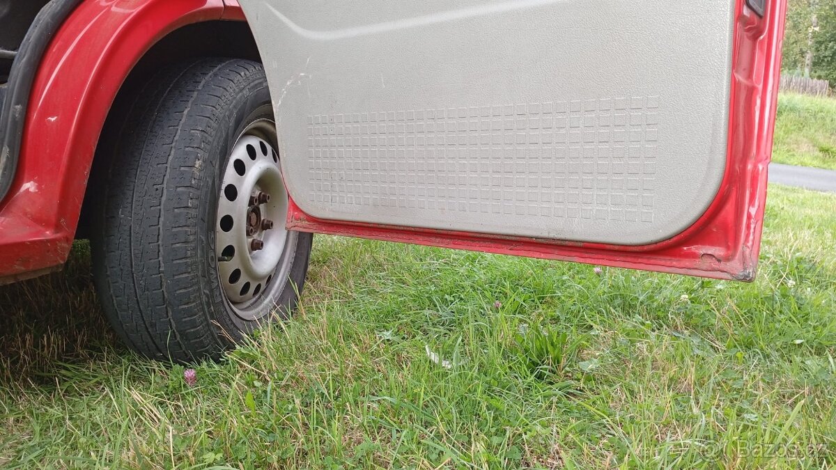 VW Transporter 2.5 tdi 4x4 - 10