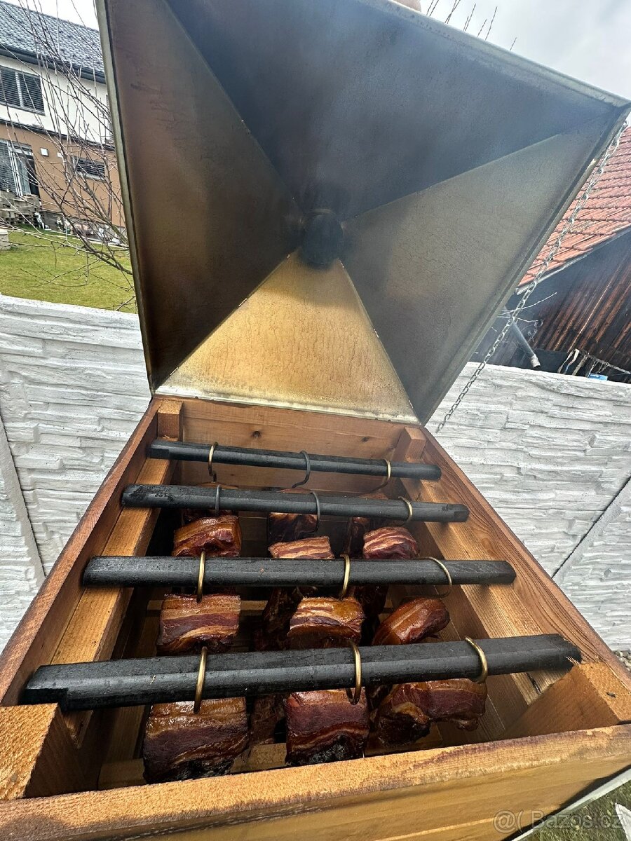 Dřevěná udírna,cena je konečná,doprava po celé ČR - 10