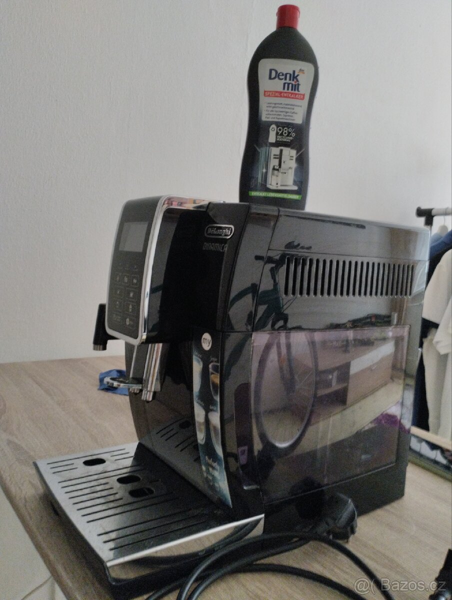 Kávovar DeLonghi Dinamica - 10