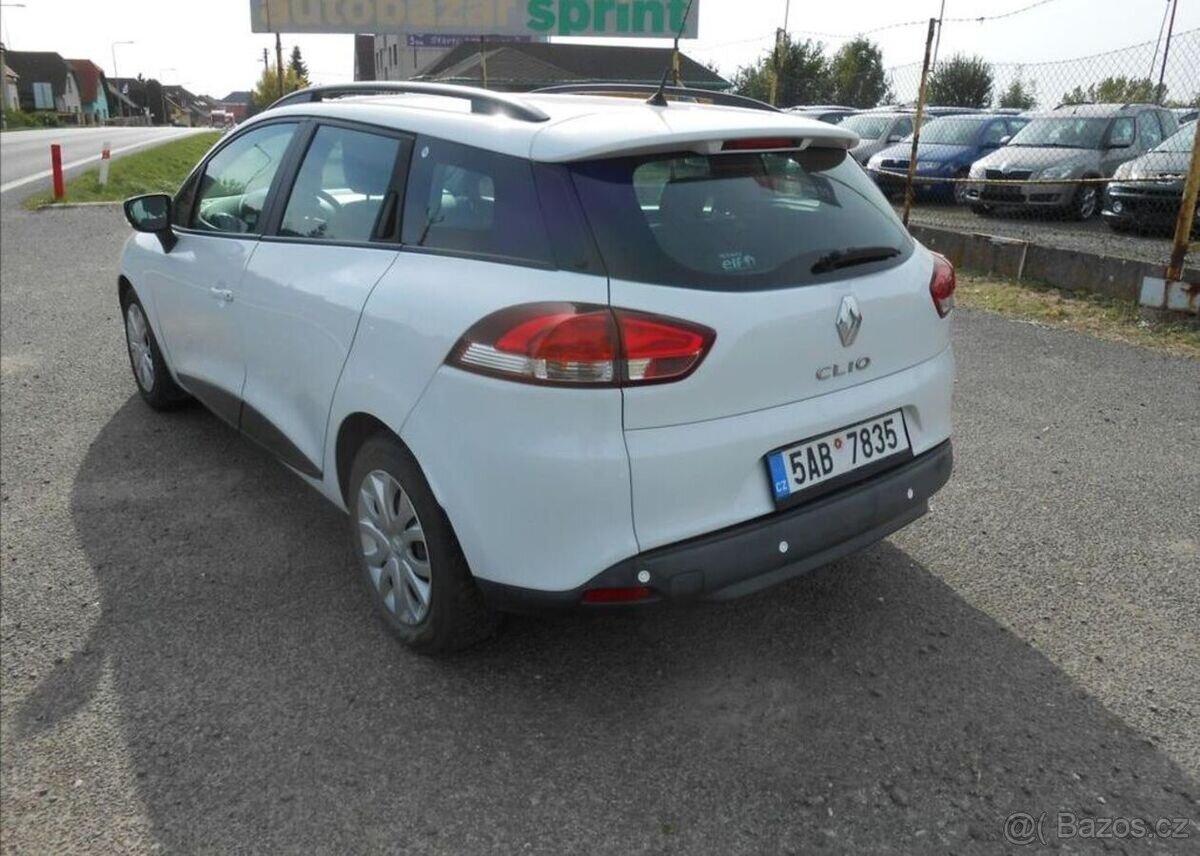 Renault Clio 1,2 54 kW CZ Serviska benzín - 10