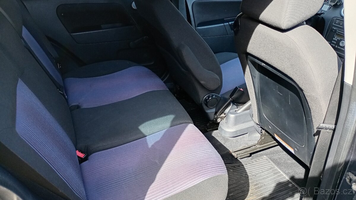 Ford Fusion 1.4 - 10