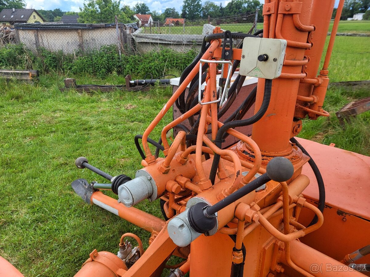 nakladač UNHZ 500 - 10