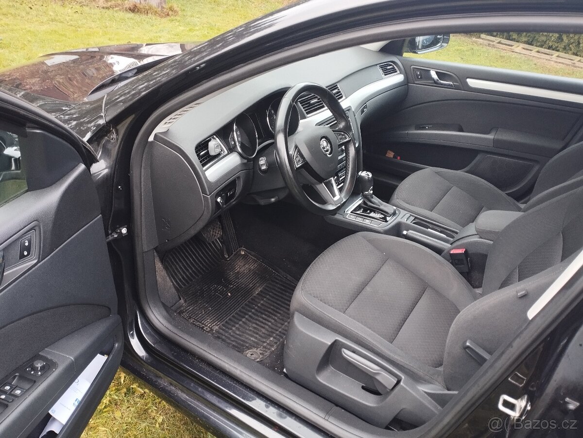 Škoda Superb Combi DSG 2.0 TDI - 10