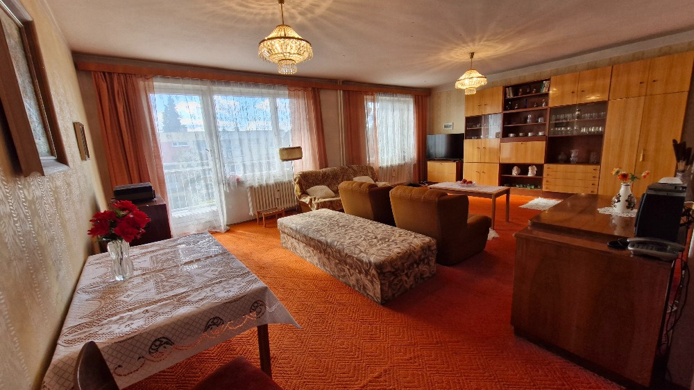 Prodej domu s terasou, garáží S výhledem na Lysou horu. - 10