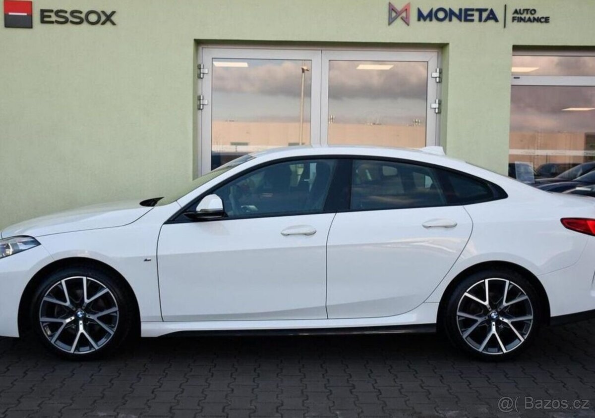 BMW Řada 2 218d M-SPORT 1M ČR3 - 10