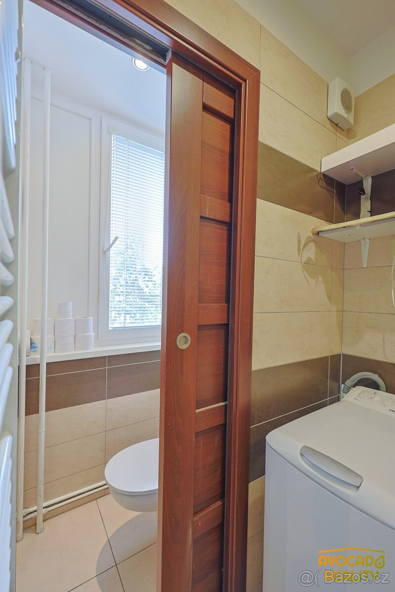 Byt 3+1 s balkónem do klidného vnitrobloku - 10