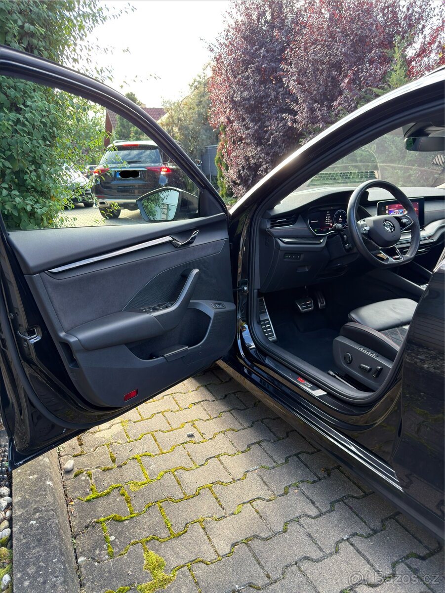 Škoda Octavia 4 RS TDI 4x4 - 10