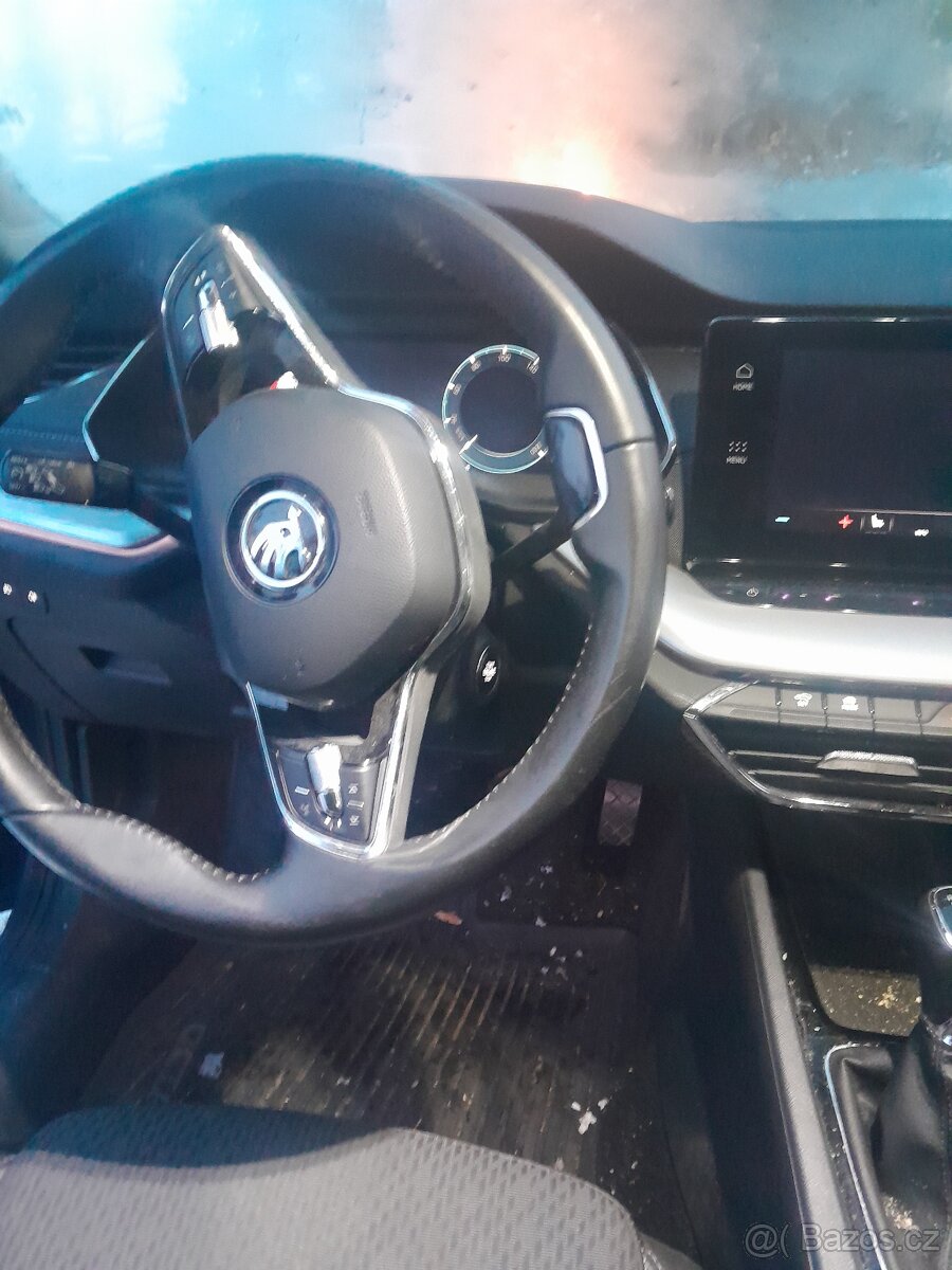 ŠKODA OCTAVIA IV 2.0TDI 110KW STYLE - 10