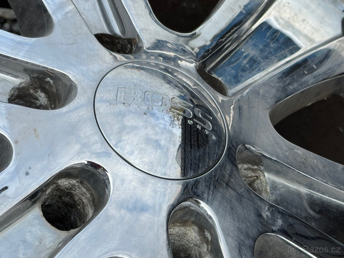 Litá kola BOSS 22" + pneu 275/40 R20 Cadillac - 10