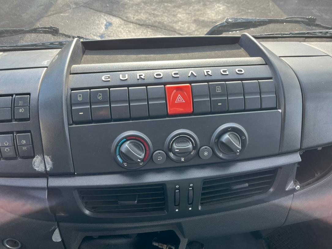 Iveco EUROCARGO ML 75E18 MANUÁL EURO V - 10