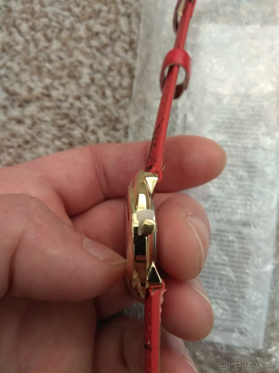 Nové dámské hodinky Avon s koženým páskem - orig. balení - 10