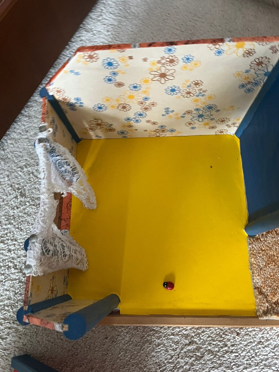 Dětský domeček pro panenky 70x50cm - 10