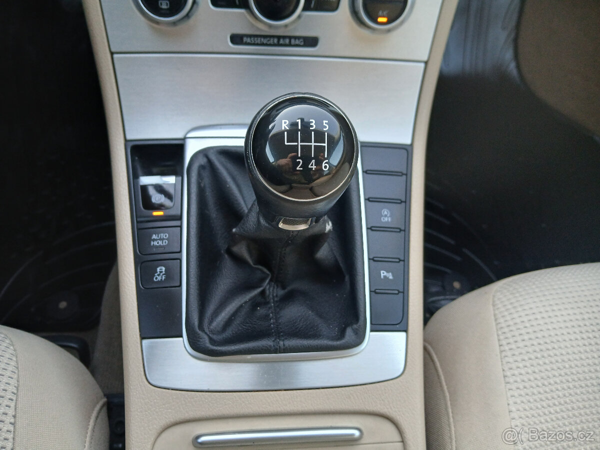 Volkswagen Passat Variant 1.6 TDI 77kW - 10