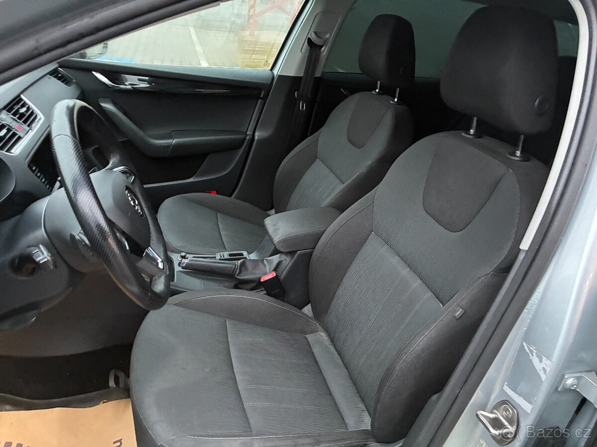 Škoda Octavia 2.0TSI 140kW AUTOMAT STYLE DPH - 10