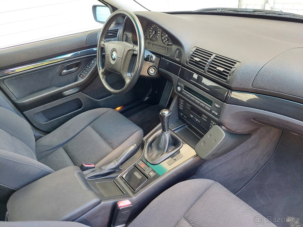 BMW Řada 5, 520i Nové ČR L+Z kola Ojeté, 3/2001, 183 000 km - 10