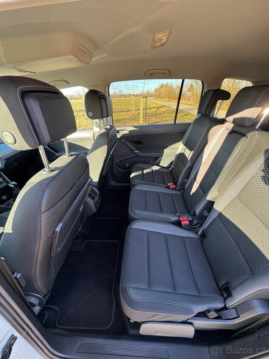 Volkswagen Touran, 1.5TSI active 7-místné -DPH - 10