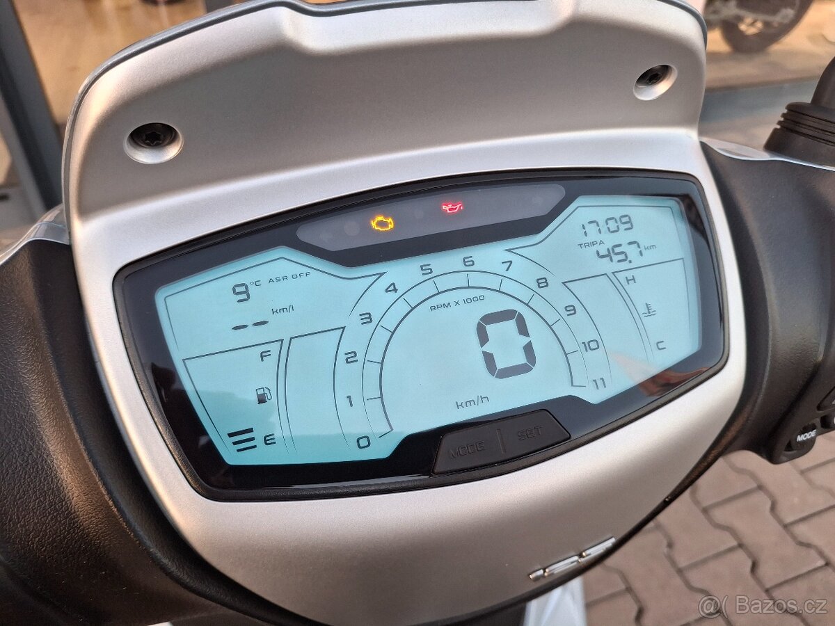 PIAGGIO Medley 125 ABS E5+ GRIGIO ASTRALE - 10