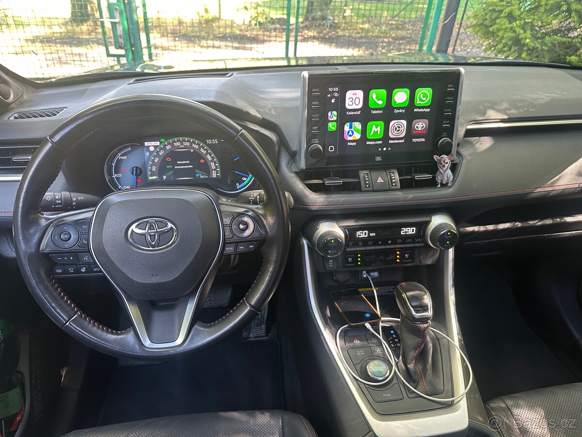 Toyota RAV4 plugin hybrid DPH 306koni tažné - 10